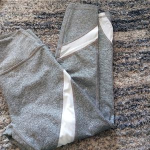 🗯 Aerie chill play leggings